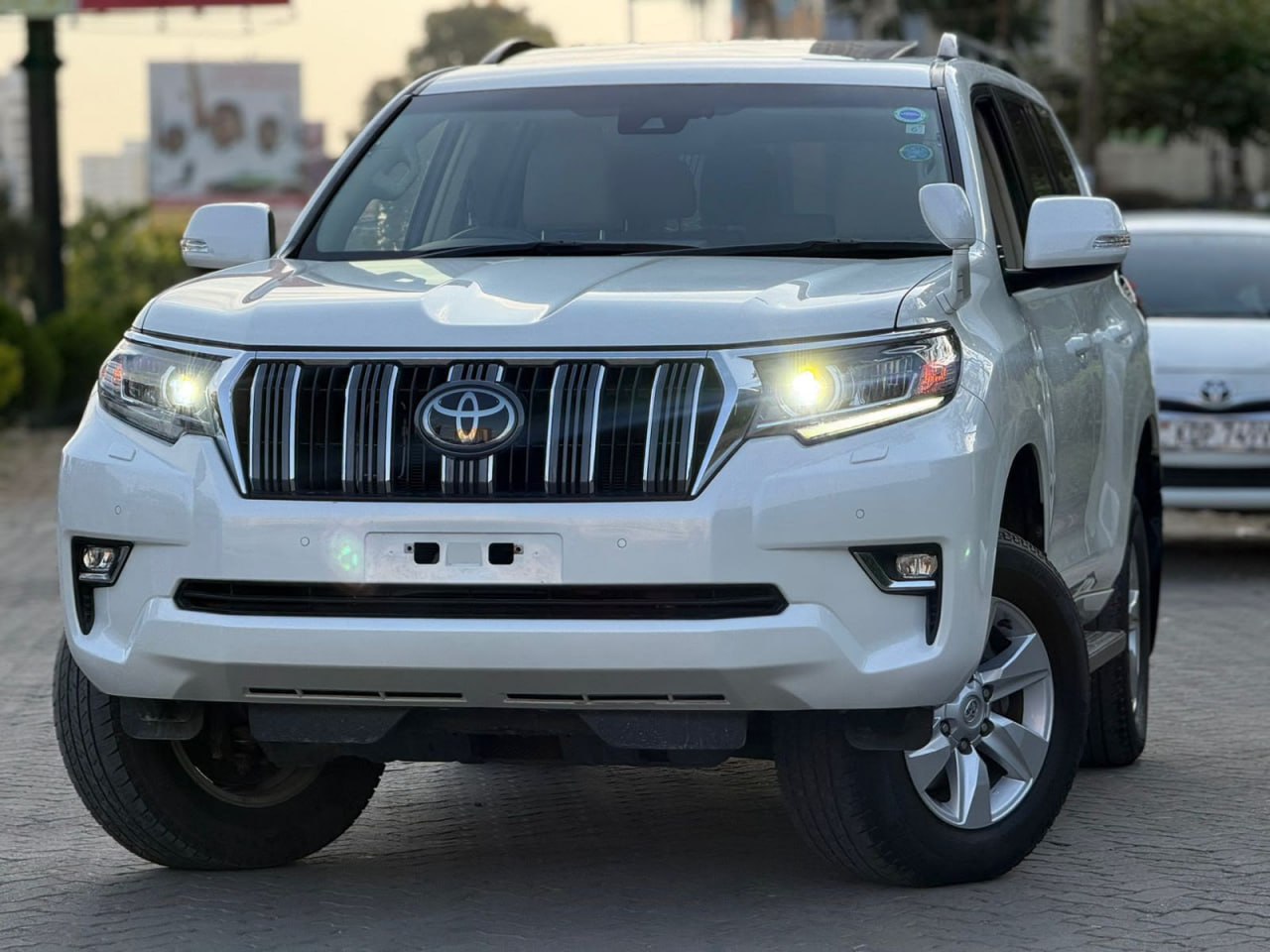2021 Toyota LAND CRUISER PRADO TX-L