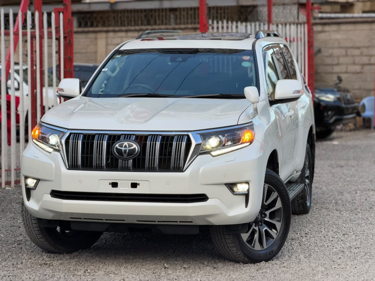 2022 Toyota LAND CRUISER PRADO