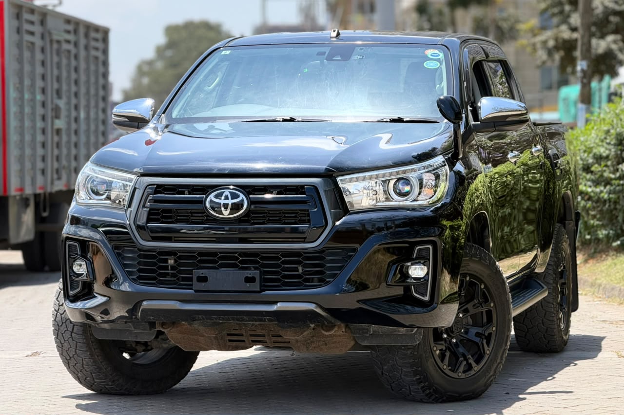2019 Toyota HILUX DOUBLE CAB