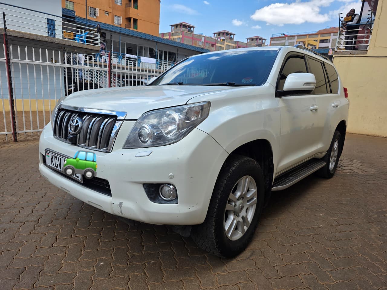 2012 Toyota LAND CRUISER PRADO