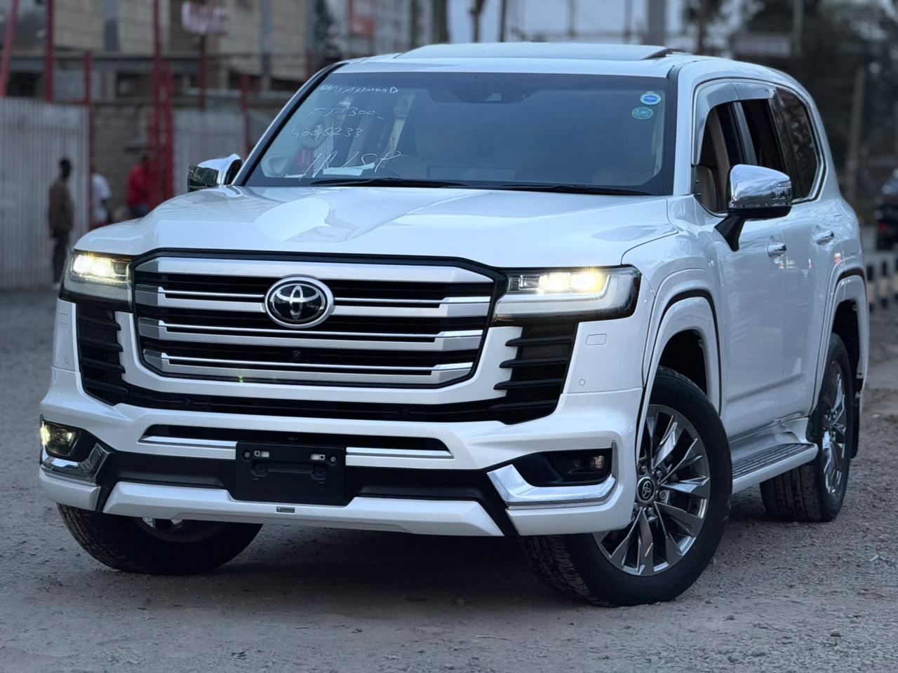 2021 Toyota LAND CRUISER LC300
