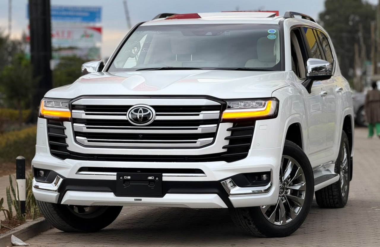 2023 Toyota LAND CRUISER LC300 ZX