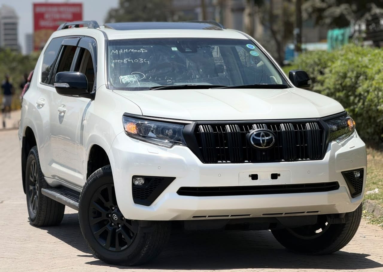 2023 Toyota LAND CRUISER PRADO VX