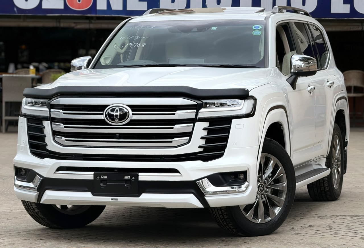 2023 Toyota LAND CRUISER ZX LC300