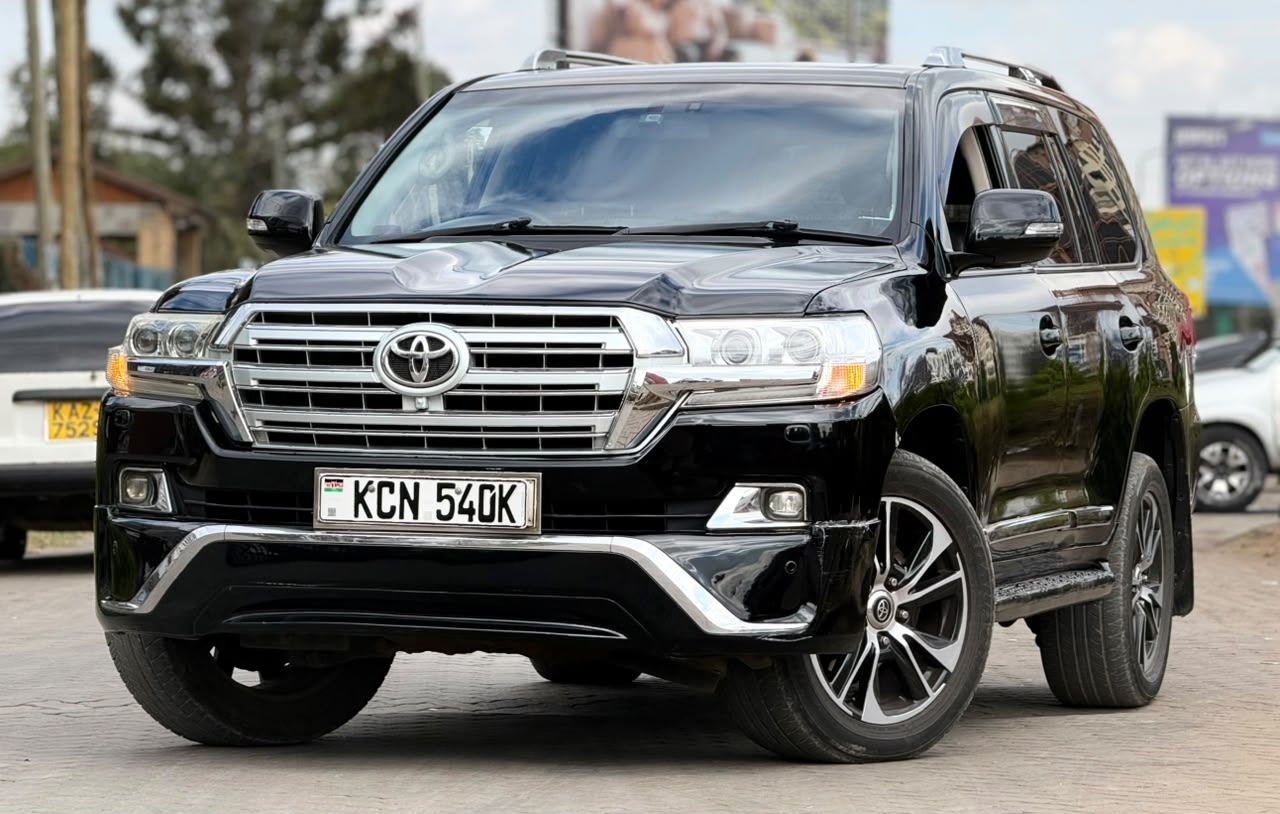 2010 Toyota LAND CRUISER V8