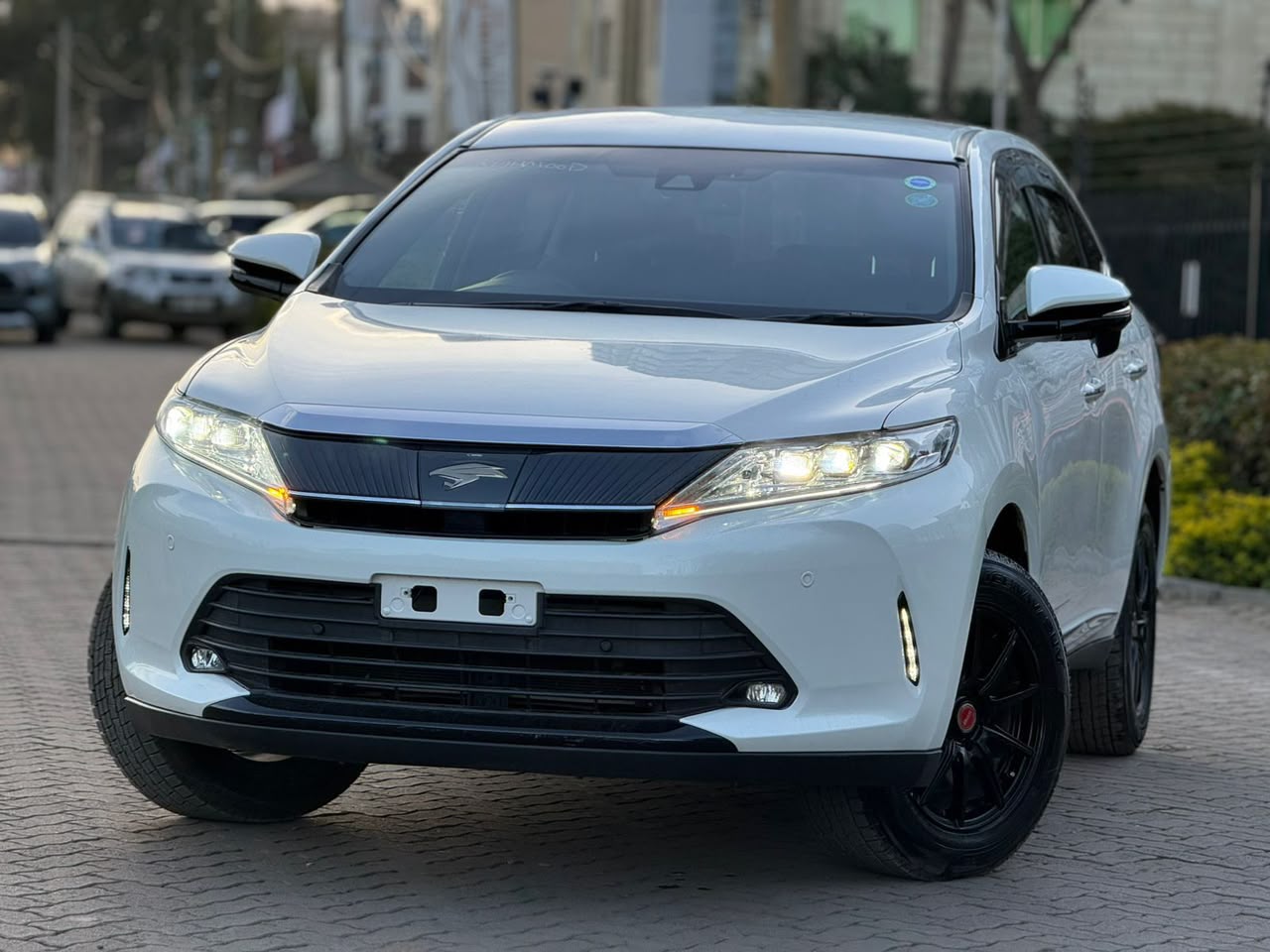 2019 Toyota HARRIER
