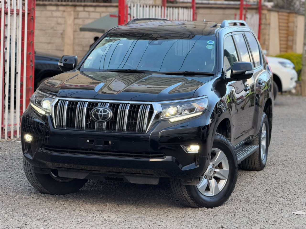 2022 Toyota LAND CRUISER PRADO